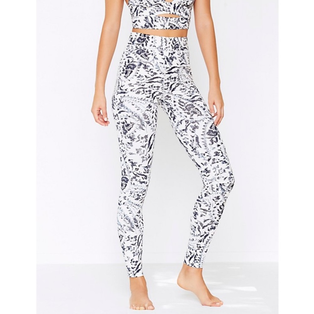 FREE PEOPLE movement moto running leggings
